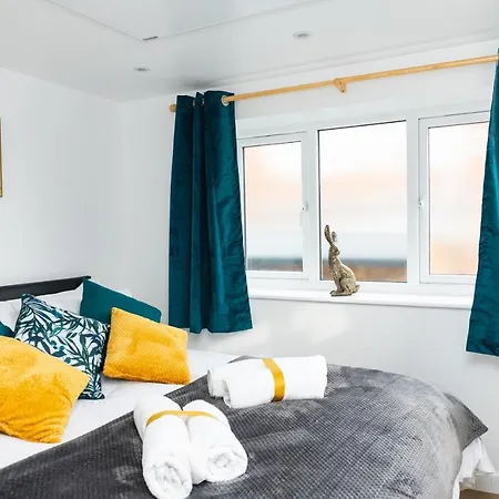 Kelston View By Cliftonvalley 度假居 *